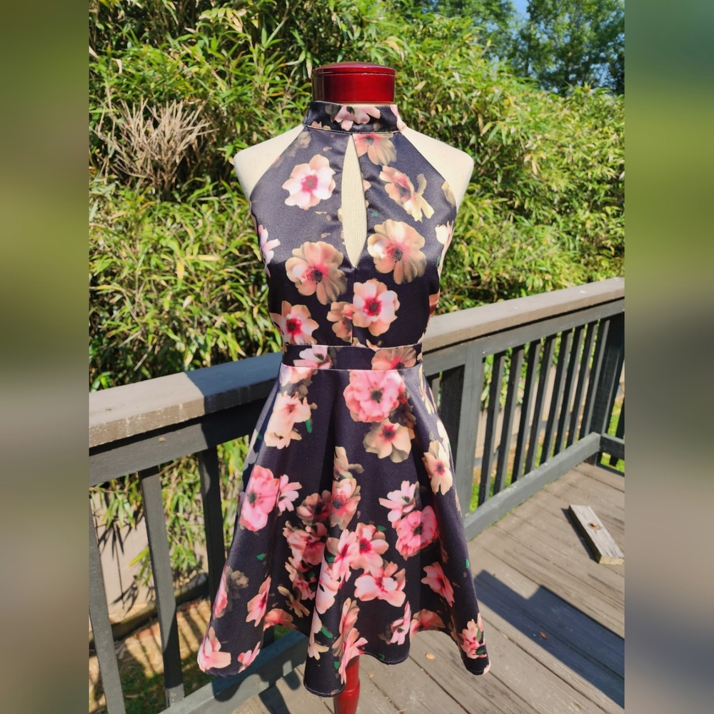 Open Back Floral Cocktail Dress